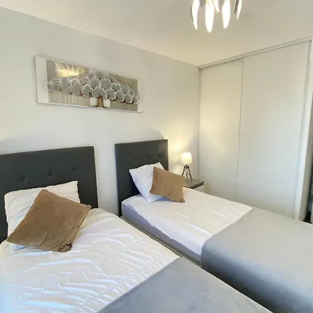 Lejlighed 06ba - New 300m From The Villeneuve-Loubet